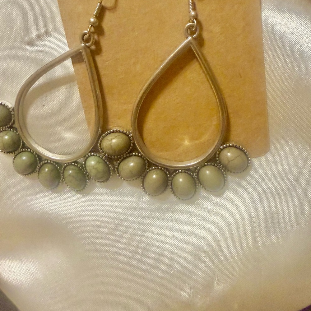 Silver and Green Crackle Teardrop Earrings